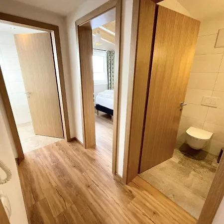 7 Stuben Apartment *