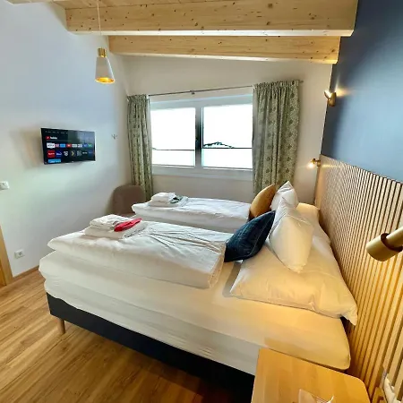 7 Stuben Apartment